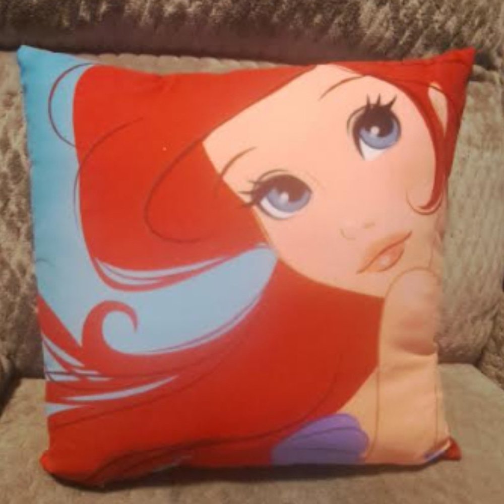 NEW Disney Store Ariel Pillow NEVER USED ONLY DISPLAYED